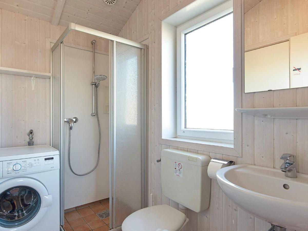 Two-bedroom In 10 Groemitz